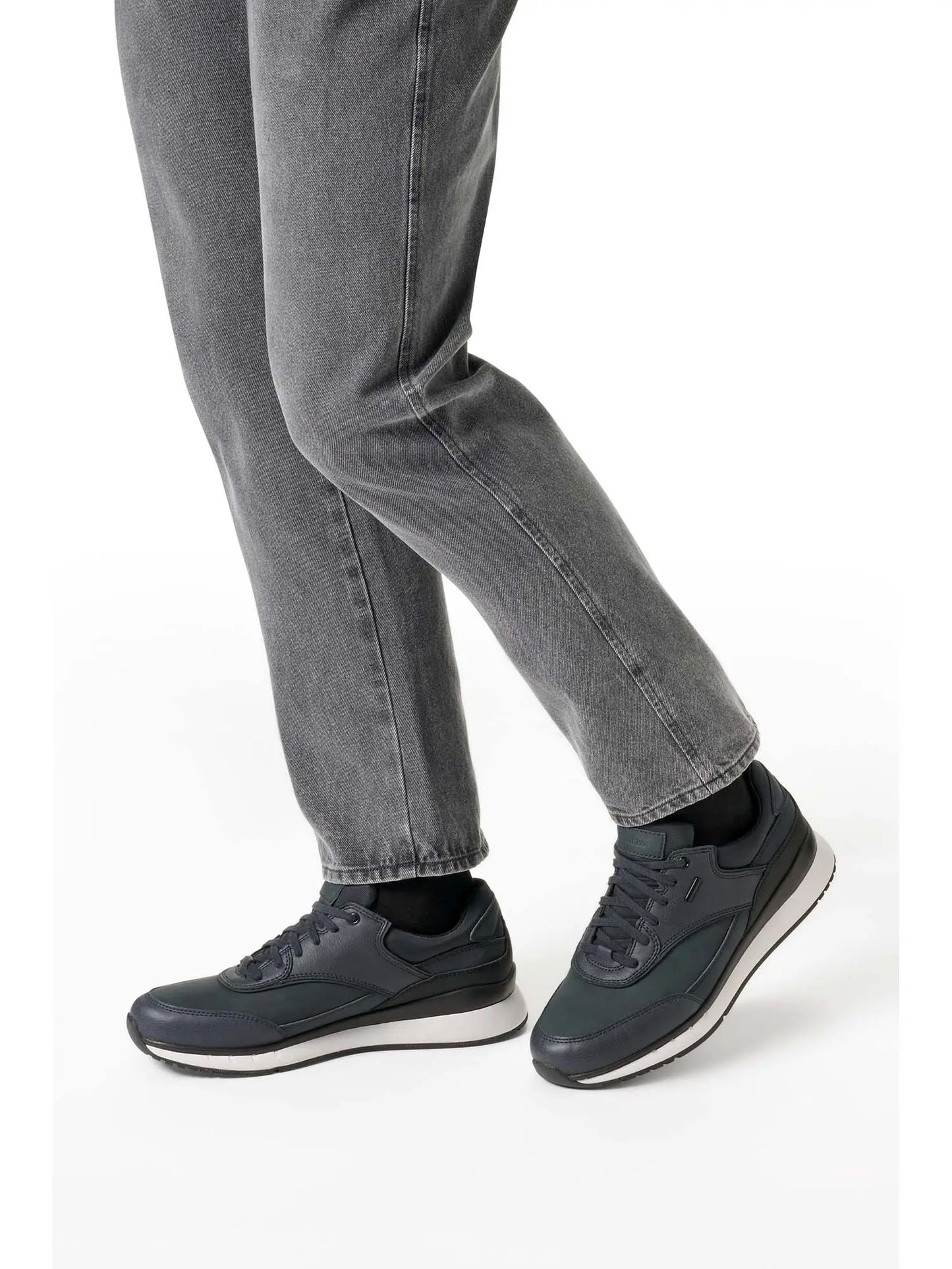 U56M6A 0EKBU C4002 - Sneakers - GEOX