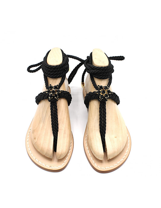 Sandali artigianali alla schiava con cristalli capresi cuoio Dani