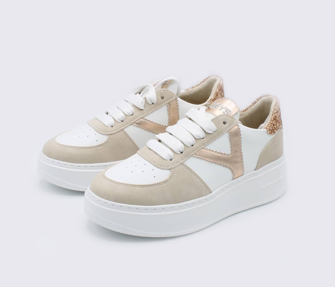 K10525 - Sneakers - Keys