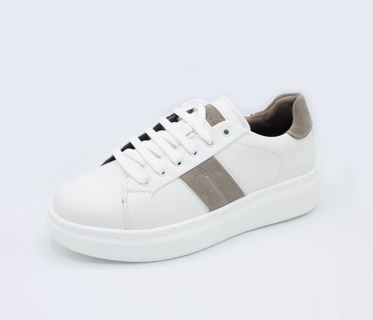 K10000_W - Sneakers - Keys