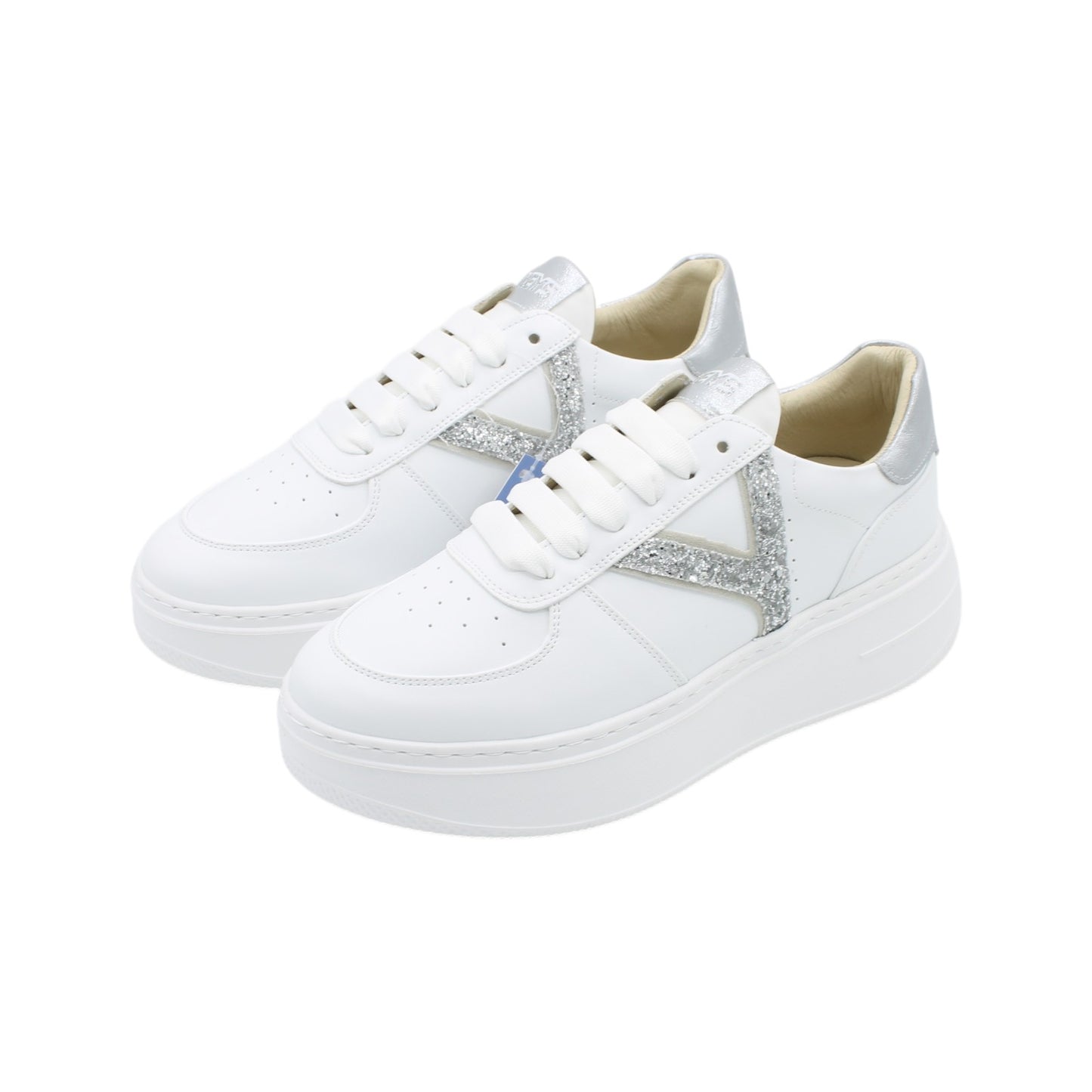 K11856 - Sneakers - Keys